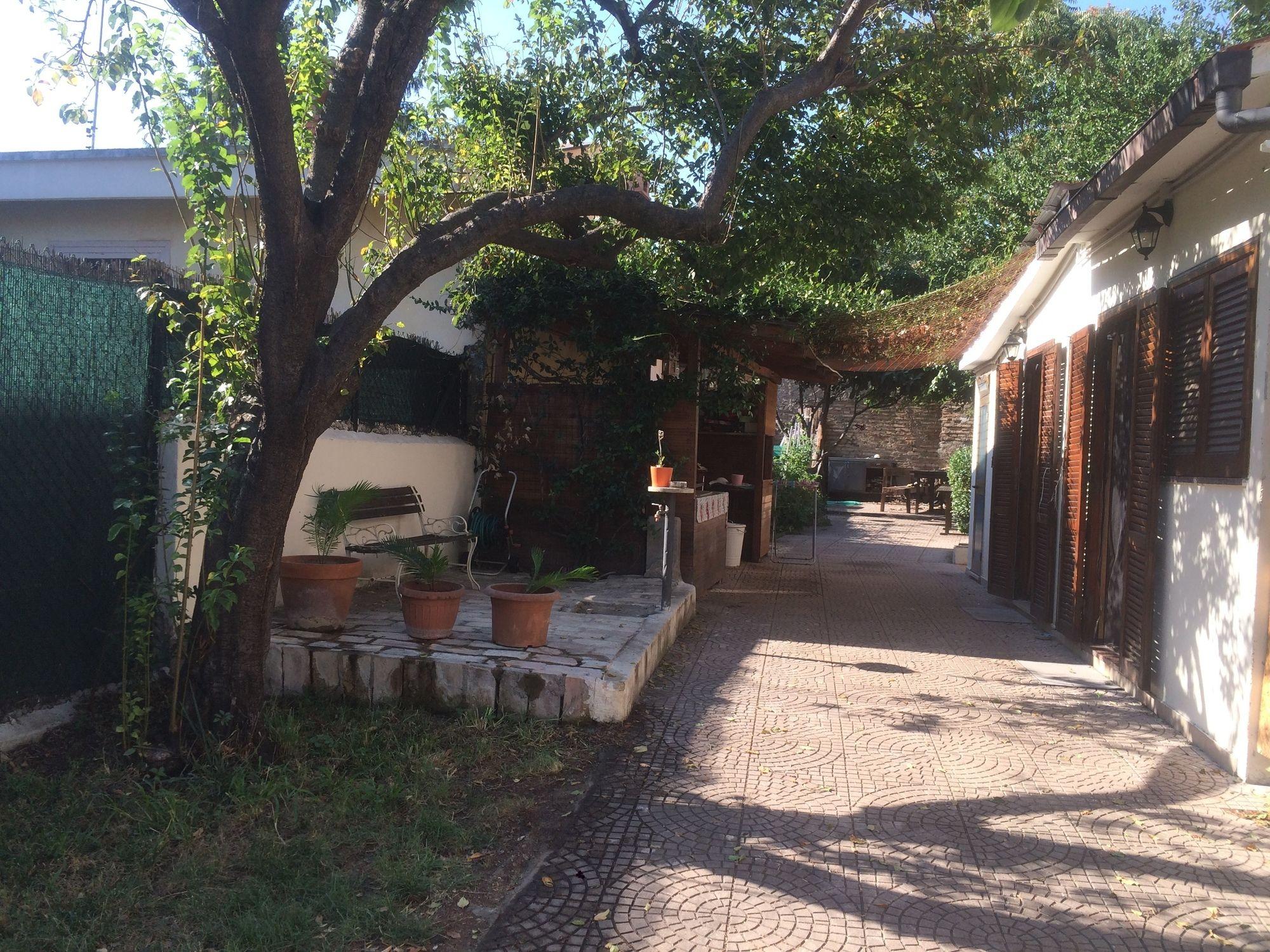 Villino Elda * Roma