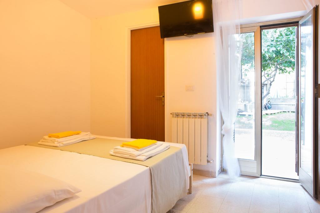 Villino Elda Bed & Breakfast *